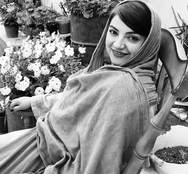 زندگی خصوصی یلدا عباسی زنجانی، عکسهای شخصی و بیوگرافی 105 18