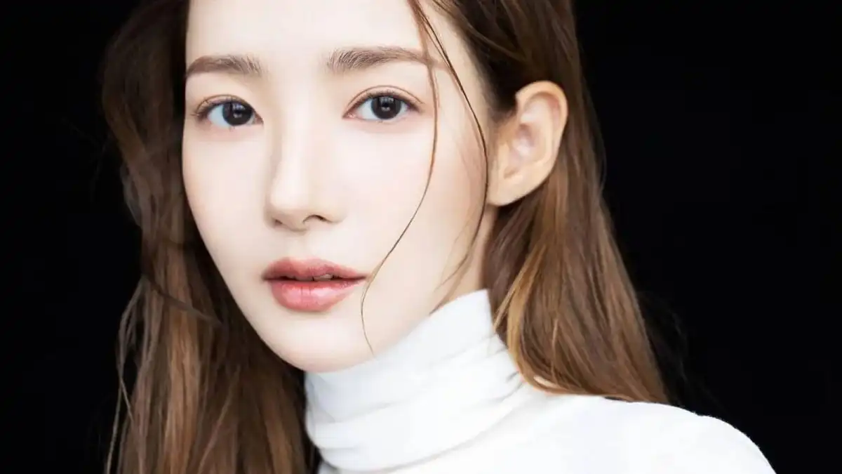 خبر روز | تصاویر شخصی، زندگی خصوصی پارک مین یانگ و بیوگرافی 109 11zon 5