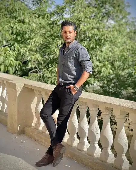 تصویر روز| زندگی خصوصی روزبه معینی، عکسهای شخصی و بیوگرافی 116 3