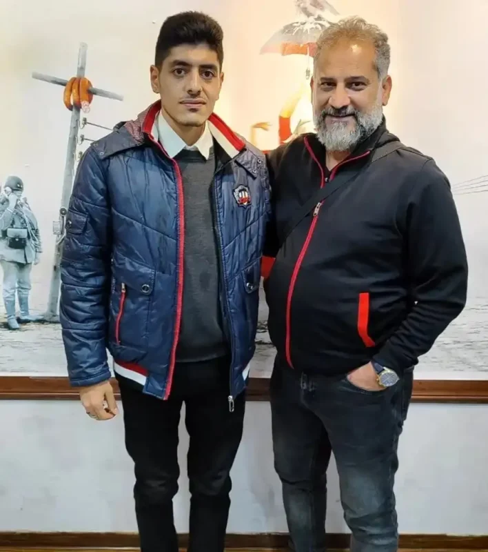سکانس روز | خواستگار سمج سریال خانه به دوش بعد 20 سال 2 11zon naviddi 1733848239 3517815197127891779 4479736801 2
