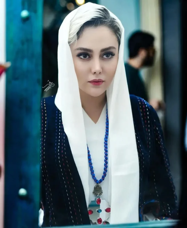 استایل جدید و تفاوت شادی مختاری در اینستاگرام 1761778278 794 Screenshot ۲۰۲۴۰۹۲۲ ۱۸۵۳۵۴ Instagram