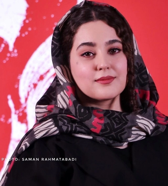 خبر روز | عکس جدید صحرا سریال بازی نقابها بعد از 7 سال در کنار نعیمه نظام دوست 2 1109