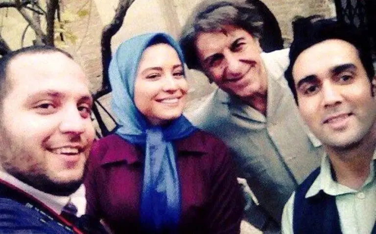 تصویر روز | نگاهی به سلفی صمیمانه «کیمیا، آرش و مشفق» در پشت صحنه سریال کیمیا 2 2 4 1 768x539 1