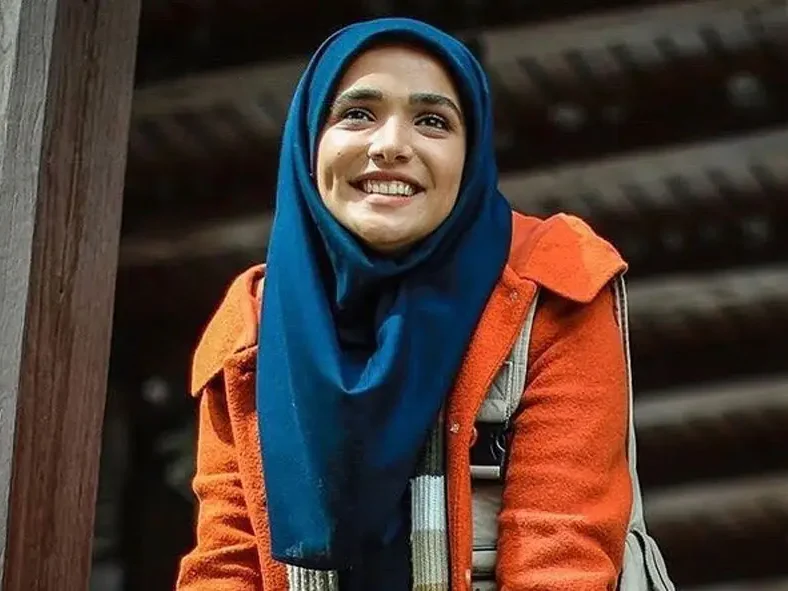 تصویر | زندگی خصوصی و دیده نشده «سارا باقری» همراه بیوگرافی 9 2 419 edited