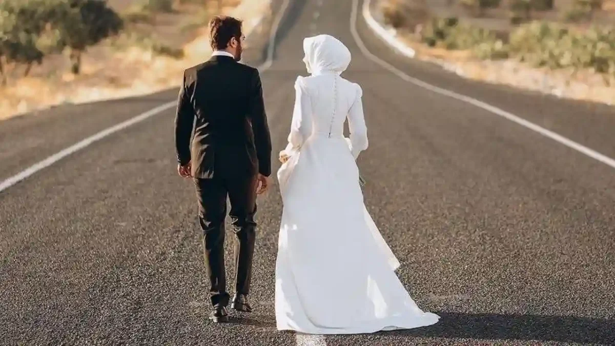 عکس عاشقانه دختر و پسر با حجاب؛ تصاویری از زوجهای عاشق 1 عکس عاشقانه دختر و پسر با حجاب