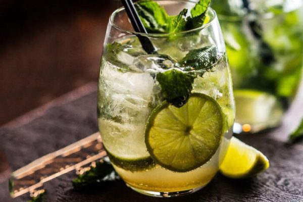 لذت آشپزی | دانستنی هایی درباره خواص بی نظیر سکنجبین سکنجبین