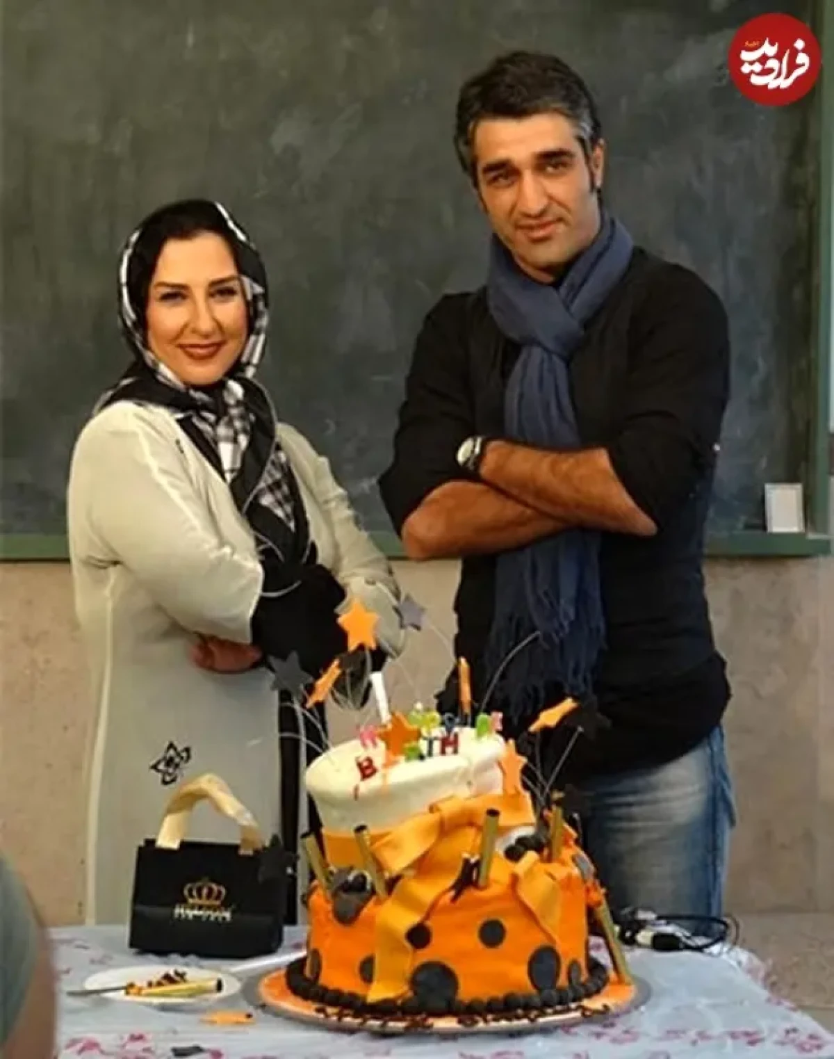 عکس| سفر زمان؛ «مهناز افشار» و «پژمان جمشیدی» در جشن تولد 45 سالگی «مرجانه گلچین» عکس| سفر زمان؛ «مهناز افشار» و «پژمان جمشیدی» در جشن تولد 45 سالگی «مرجانه گلچین»