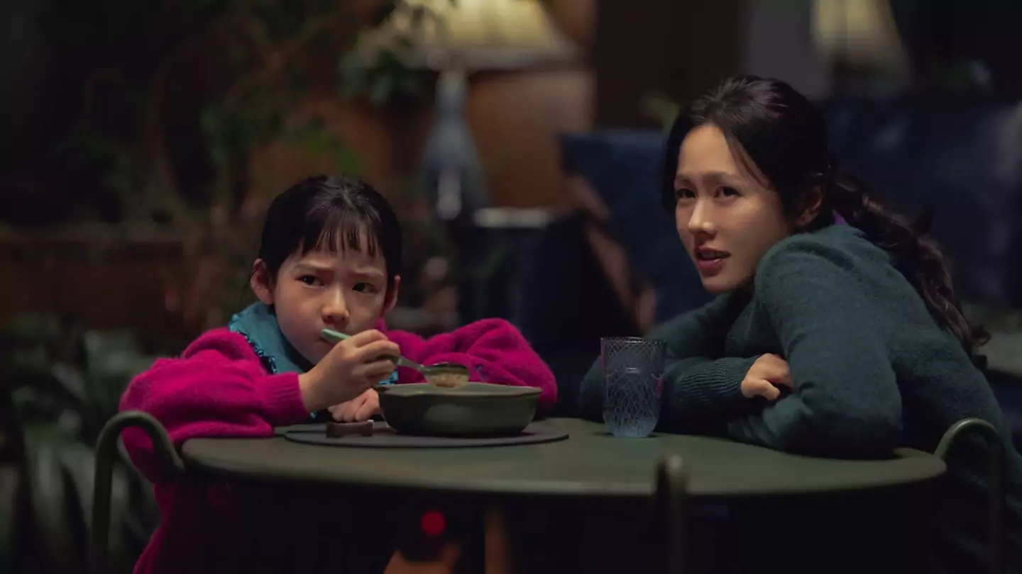 نقد کامل «چاره‌ای نیست»؛ مرزی باریک میان کمدی و تراژدی