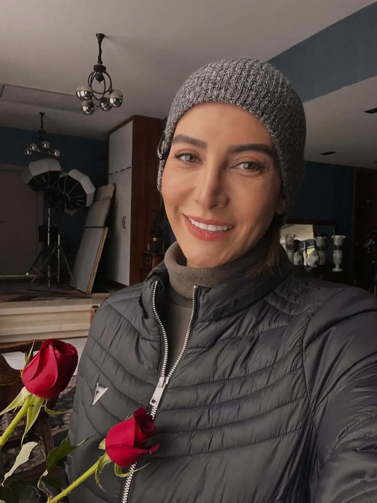 جدیدترین تصویر فریبا نادری با استایلی کژوال و کاربردی برای روزهای کاری