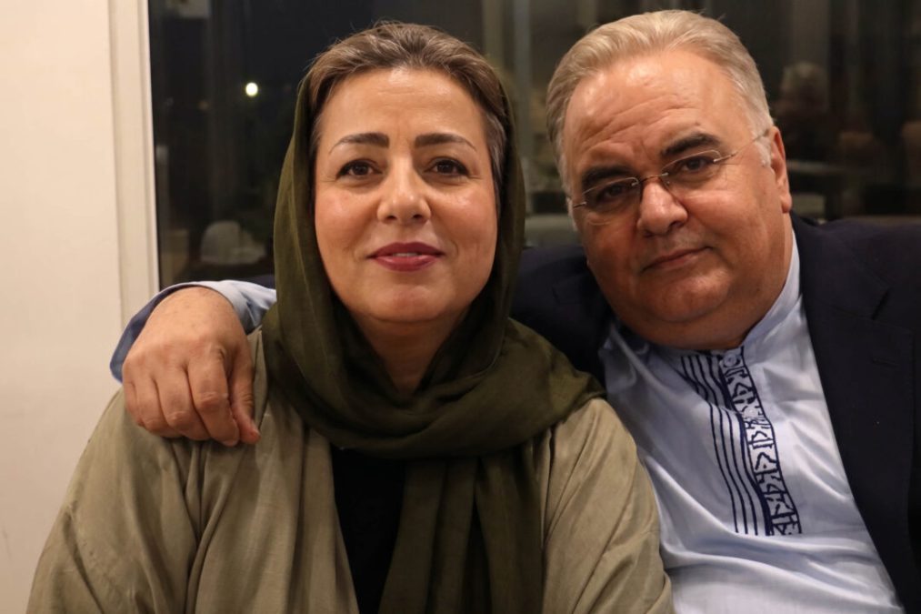 سنگ قبر اکبر عبدی برداشته می‌شود | وسایل شخصی‌اش به اردبیل رفت