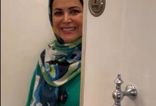نگاهی به چیدمان منزل شاهانه و مجلل کمند امیر سلیمانی، بازیگر سریال «ناریا» / از مبلمان مدرن و فرش وینتج تا تابلوهای هنری و پرده‌های حریر - آموزش بافتنی و قلاب بافی در خانه | کسب درآمد با کار دستی