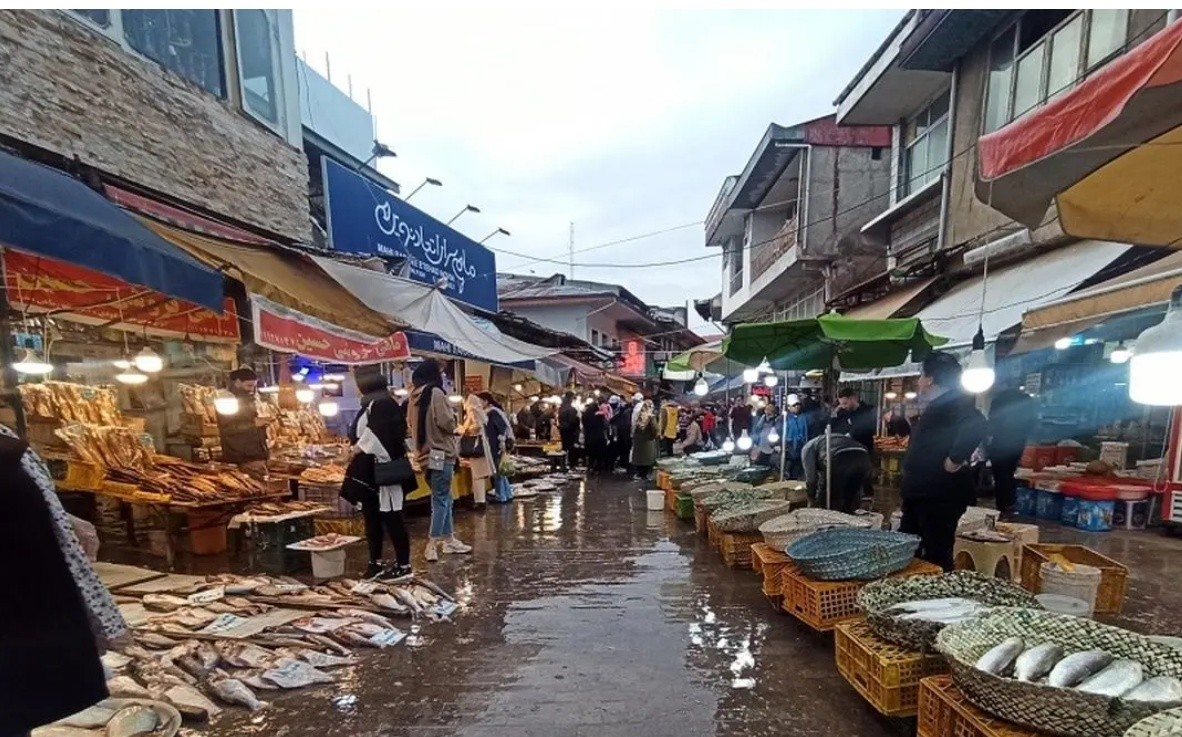 سفر به ایران قدیم؛ مغازۀ برنجفروشی در شهر رشت؛ 120 سال قبل سفر به ایران قدیم؛ مغازۀ برنجفروشی در شهر رشت؛ 120 سال قبل - آموزش بافتنی و قلاب بافی در خانه | کسب درآمد با کار دستی