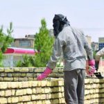 خلاقیت خنده دار اُوستا بَنّا با احداث توالت روباز در ورودی خانه حماسه آفرید/به این باید دکتری افتخاری بدن! +عکس