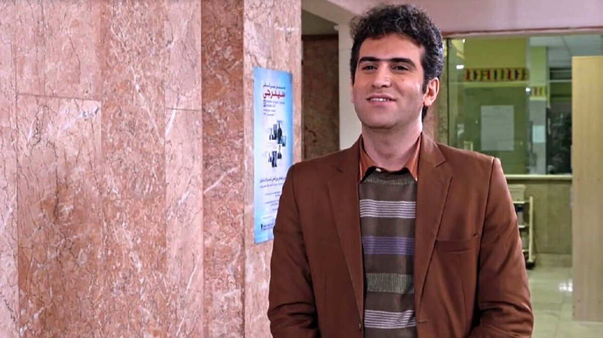 تصویر روز | چهره دوست داشتنی «حبیب» در سریال لیسانسهها در سن ۴۰ سالگی 1 چهره دوست داشتنی «حبیب» در سریال لیسانسهها در سن ۴۰ سالگی