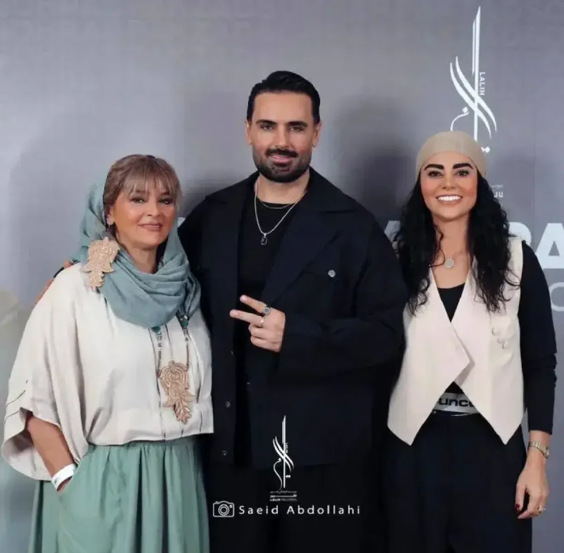 سفر در زمان | انتشار عکس خانوادگی سهراب پاکزاد به مناسبت تولد مادرش 293285841760762773 1.webp 1