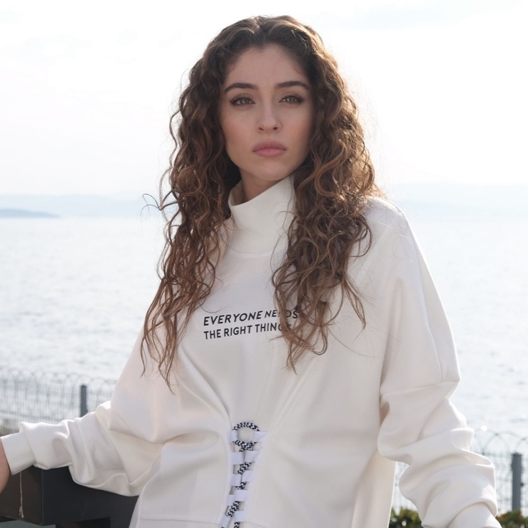 تصویر روز | عکسهای خصوصی و دیدنی جمره بایسال بازیگر ترک 35