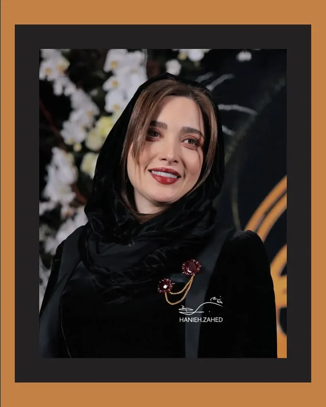 خبر روز | عکس دیده نشده از بهنوش طباطبایی در جشن حافظ 4 3 1