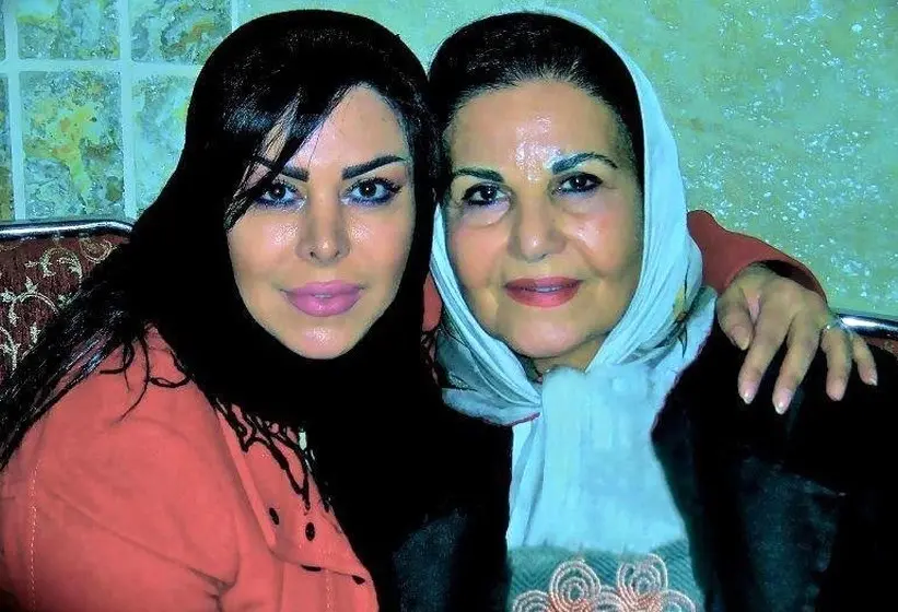 تصویر روز | قاب صمیمی پوری بنایی و فلور نظری 462695905 27167036296244679 5836204901350972266 n 2