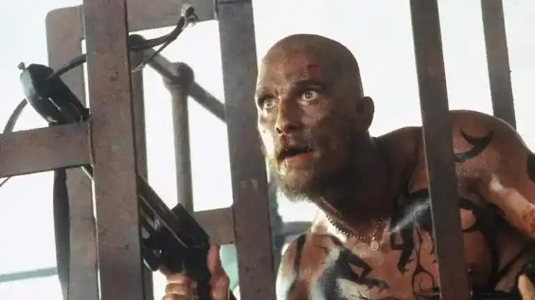 تصویر روز| روایت متیو مککانهی از سقوط حین فیلمبرداری و اصرار به انجام بدلکاریها توسط خودش 4 11zon1 12