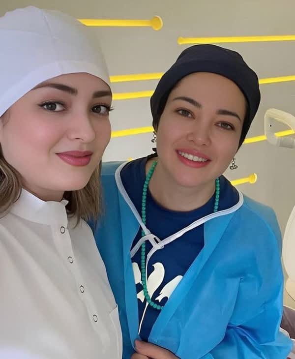 رزیتا غفاری و خواهرش