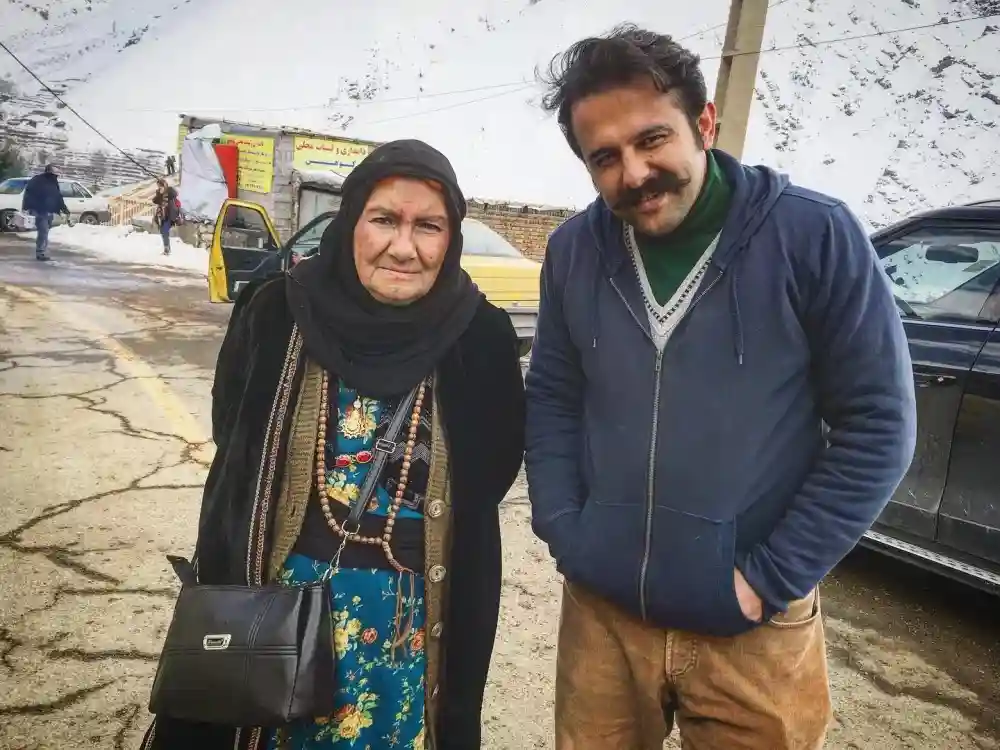 تصاویر | زندگی خصوصی سیدحسین موسوی، عکسهای شخصی و بیوگرافی 52 11zon 24