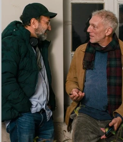 فیلمبرداری دهمین اثر سینمایی اصغر فرهادی با عنوان «داستانهای موازی» در پاریس به پایان رسید 58568568568