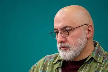 خبر روز | فرهاد قائمیان سیره رضوی بهترین منبع برای خلق آثار هنری است 6228577