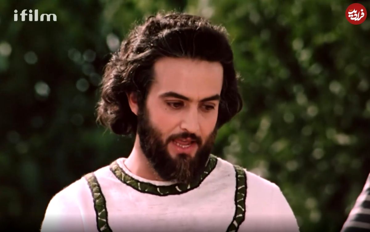 ببینید| سفر در زمان؛ استقبال مردم تونس از «یوزارسیف» در حاشیه یک مراسم؛ سال 1403