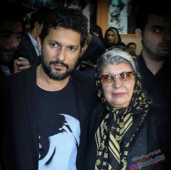 بلاخره حامد بهداد از مادر جذاب و باکلاسش رونمایی کرد 6b65e54b