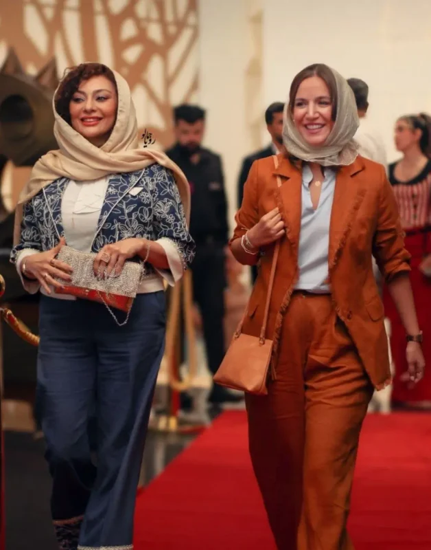 تصویر روز | استایل و ژست یکتا ناصر و ستاره پسیانی در اکران فیلم کوکتل مولوتف در عمان 71a11105