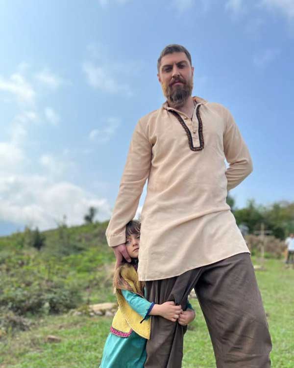 آوا امیرزاده بازیگر نقش سونیا در جیران