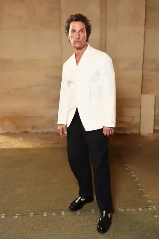 تصویر روز| روایت متیو مککانهی از سقوط حین فیلمبرداری و اصرار به انجام بدلکاریها توسط خودش 7 11zon1 14