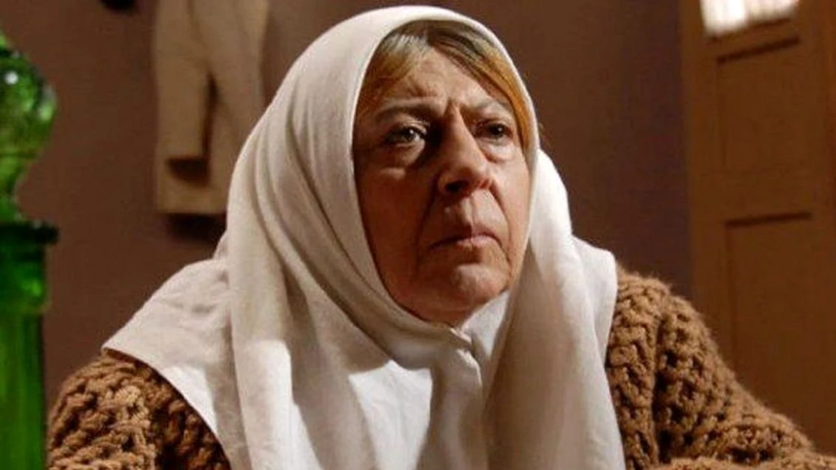 خبر روز | عکس ماندگار ثریا قاسمی و علی مرادی «مادربزرگ سوجان و قربان» 8 ثریا قاسمی