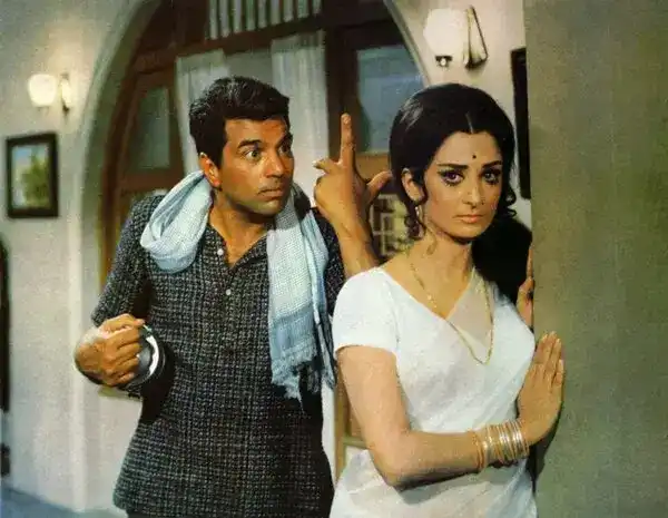 زندگی و بیوگرافی درمندرا «اَبرمرد» بالیوود و ستاره فیلم شعله 84 11zon 15