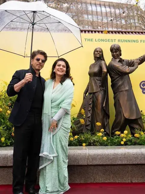 معرفی مجسمه شاهرخ خان در فیلمی که رکورد فیلم «شعله» را شکست 91 62