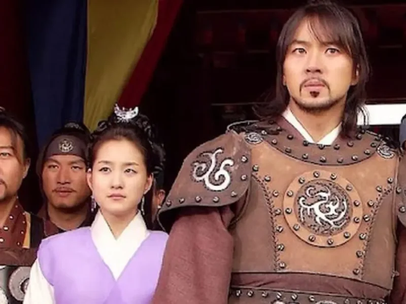 عکس جومونگ و سویا در حال تمرین یک سکانس در سریال