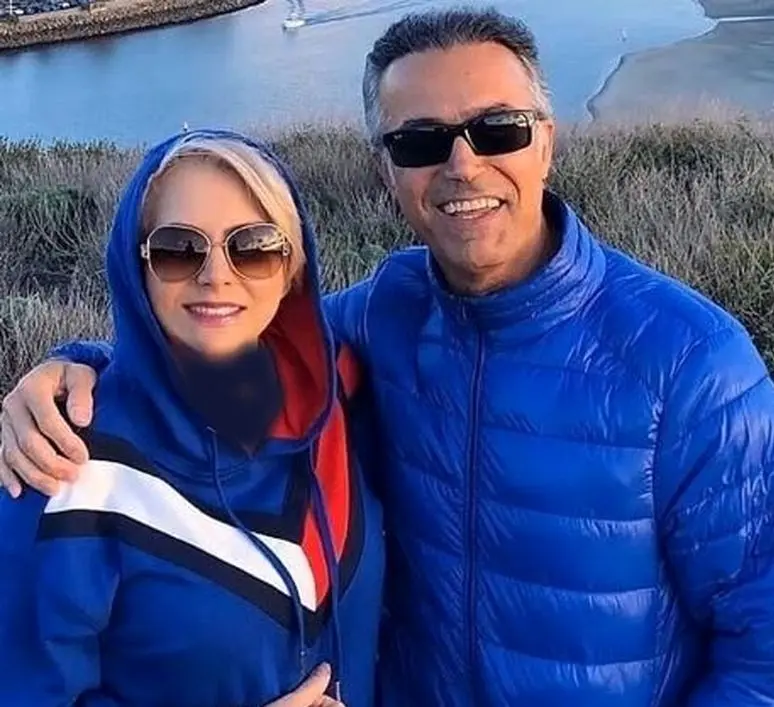 تصویر روز | همسر زیبا و جوان دانیال حکیمی؛ این زوج چقدر در کنار هم زیبا هستند D8AFD8A7D986DB8CD8A7D984D8ADDAA9DB8CD985DB8C