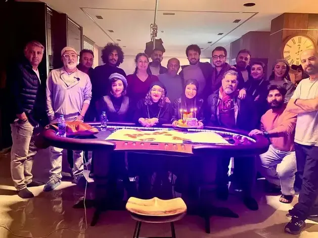 تصویر روز | تولد ۴۱ سالگی سمیرا حسنپور با حضور هنرمندان معروف D8B3D985DB8CD8B1D8A7D8ADD8B3D986D9BED988D8B1