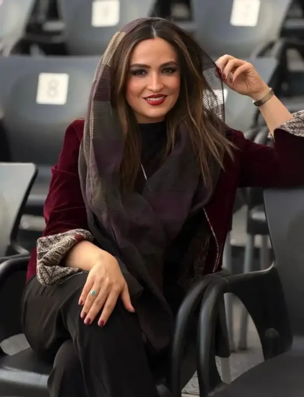 تصویر روز | گلاره عباسی با استایلی تازه DAAFD984D8A7D8B1D987D8B9D8A8D8A7D8B3DB8C28829