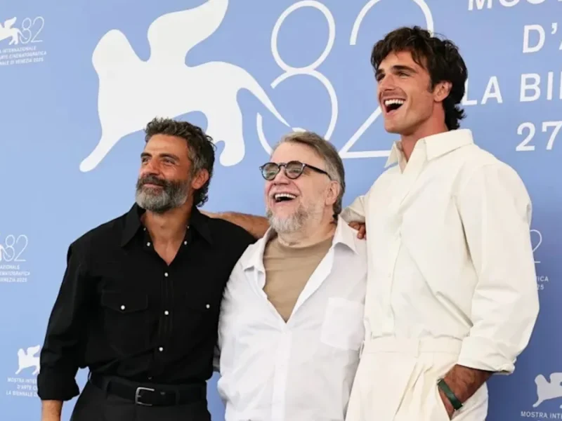 خبر روز | تشویق عوامل فیلم Frankenstein در جشنواره فیلم ونیز تشویق ۱۴ دقیقهای فیلم Frankenstein در جشنواره فیلم ونیز