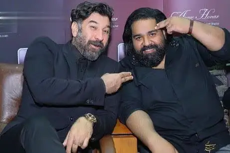 تصویر روز | علی انصاریان در کنار رضا صادقی؛ آخرین لبخند و جذابش IMG 20241130 101819 486 1