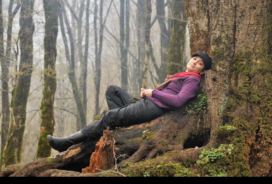 تاریخ وبگردی | قابی از طبیعت زیبا / وقتیکه سحر ولدبیگی زیادی با طبیعت انس گرفته