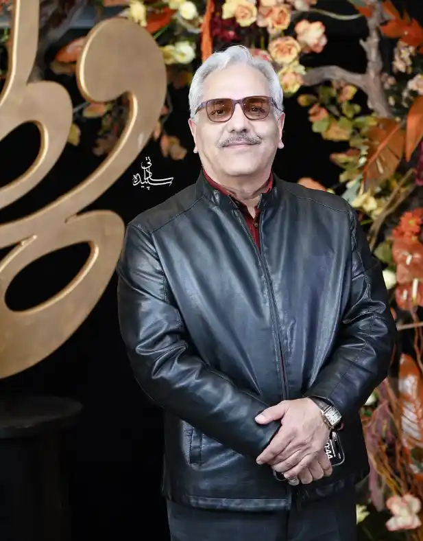 تصویر روز | تغییر چهره عجیب مهران مدیری در سن 57 سالگی Screenshot 2024 12 26 110353