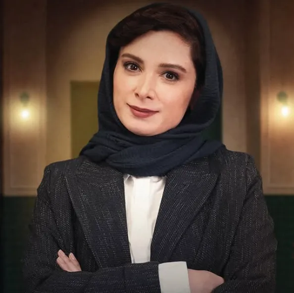 مطلب روز | تغییر چهره دیدنی و جذاب فرناز رهنما «تینا وصال» در بچه مهندس ۳ Screenshot 2025 03 17 171656