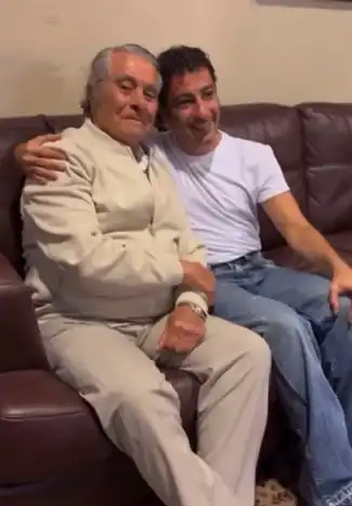 تصویر روز | بهروز وثوقی و نوید محمدزاده در آمریکا Screenshot 2025 04 13 010608 2
