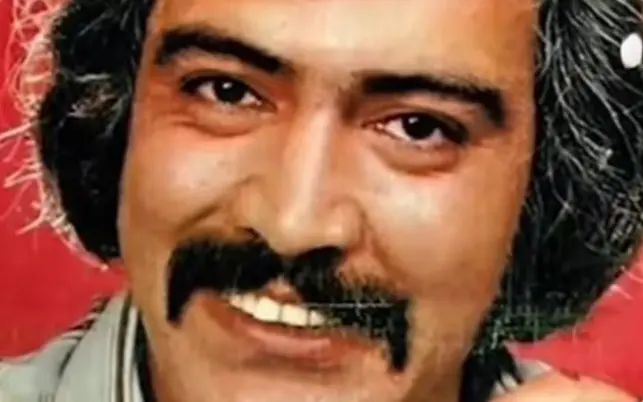 سفر در زمان | عکس جذاب از کودکی منوچهر وثوق با چهره خاص 6 Screenshot 2025 05 06 134147