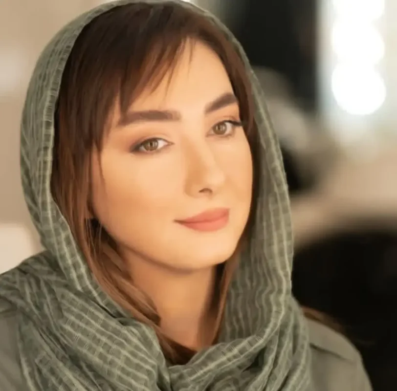 تصویر روز | چهره جذاب و دیدنی هانیه توسلی با استایل خاصش 7 Screenshot 2025 05 08 125241 1