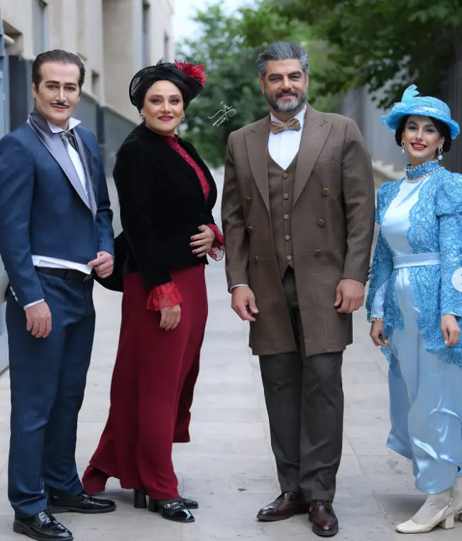 خبر روز | نمایش فردریک؛ شبنم مقدمی، بهنام شرفی و جوانه دلشاد با استایل خاصشون Screenshot 2025 06 25 235404