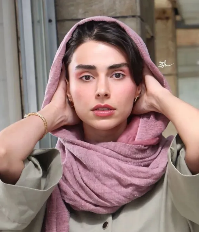 تصویر روز | تغیر چهره زیاد لاله مرزبان از شروع بازیگری تا به امروز Screenshot 2025 07 03 194225