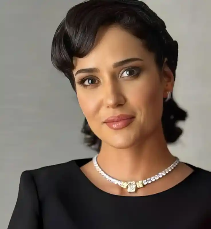 تصویر روز | عکس های جذاب از استایل پریناز ایزدیار، هدی زین العابدین و رعنا آزادی ور Screenshot 2025 07 26 155706 1